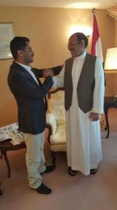 مراقبون .. علي محسن الاحمر يغازل الحوثيين من الرياض باستضافة البخيتي في قصره وتحميله رسالة الى صنعاء ..!! مراقبون .. علي محسن الاحمر يغازل الحوثيين من الرياض باستضافة البخيتي في قصره وتحميله رسالة الى صنعاء ..!!
